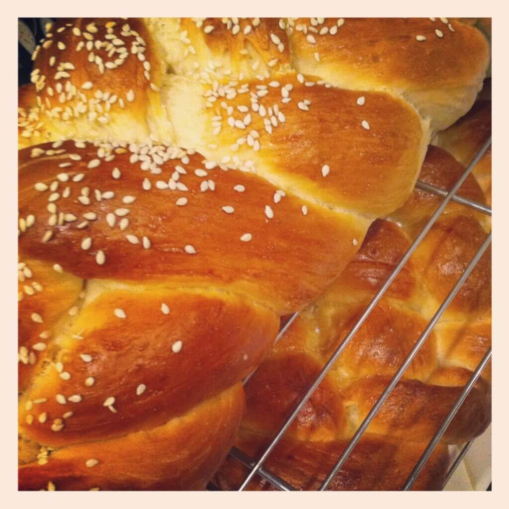 Making Challah in My Kitchen Aid Mixer {Tutorial} Momfluential Media