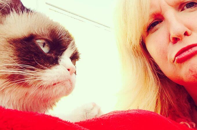 Momfluential Grumpy Cat