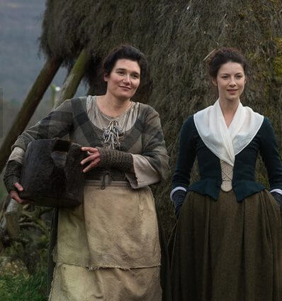 Knitted garments on Outlander