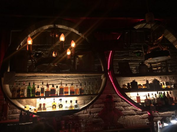 The bar at Pappy and Harriets